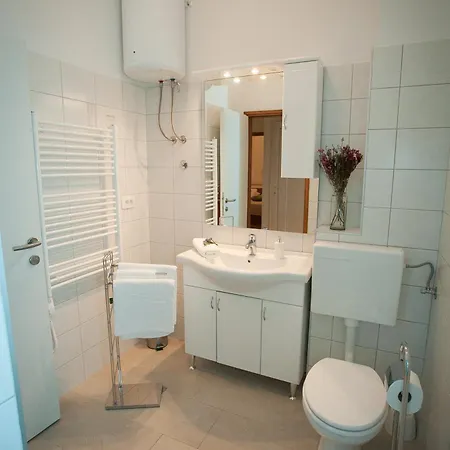 Vincent Apt. In Old Town Centre 扎达尔