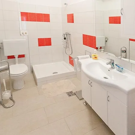 Vincent Apt. In Old Town Centre 扎达尔