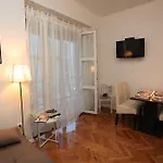 Vincent Apt. In Old Town Centre Διαμέρισμα *