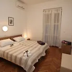 Vincent Apt. In Old Town Centre Διαμέρισμα