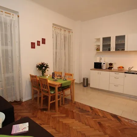 Vincent Apt. In Old Town Centre Apartment Zadar