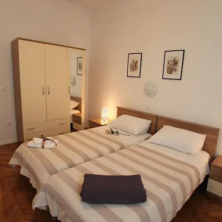 Apartman Vincent Apt. In Old Town Centre