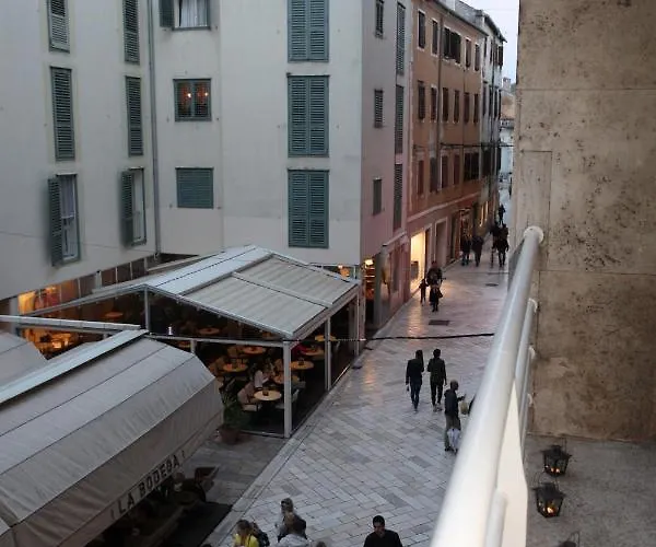 Apartament Vincent Apt. In Old Town Centre