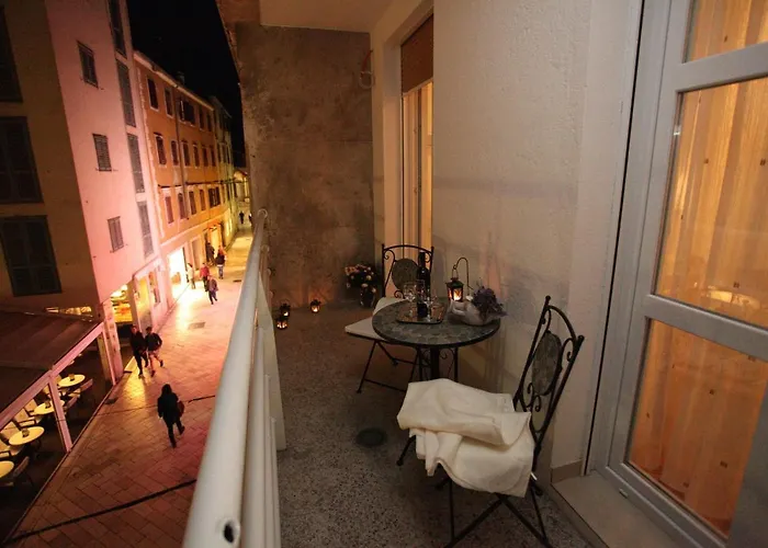 Vincent Apt. In Old Town Centre